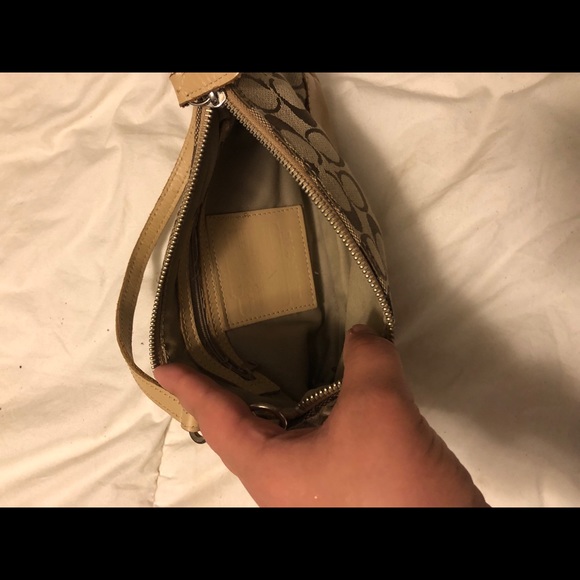 Small Coach Bag - Picture 2 of 2